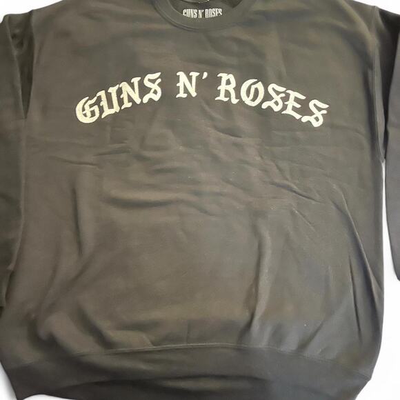 Black Guns and Roses Crewneck Size Large Brand New - Picture 3 of 3